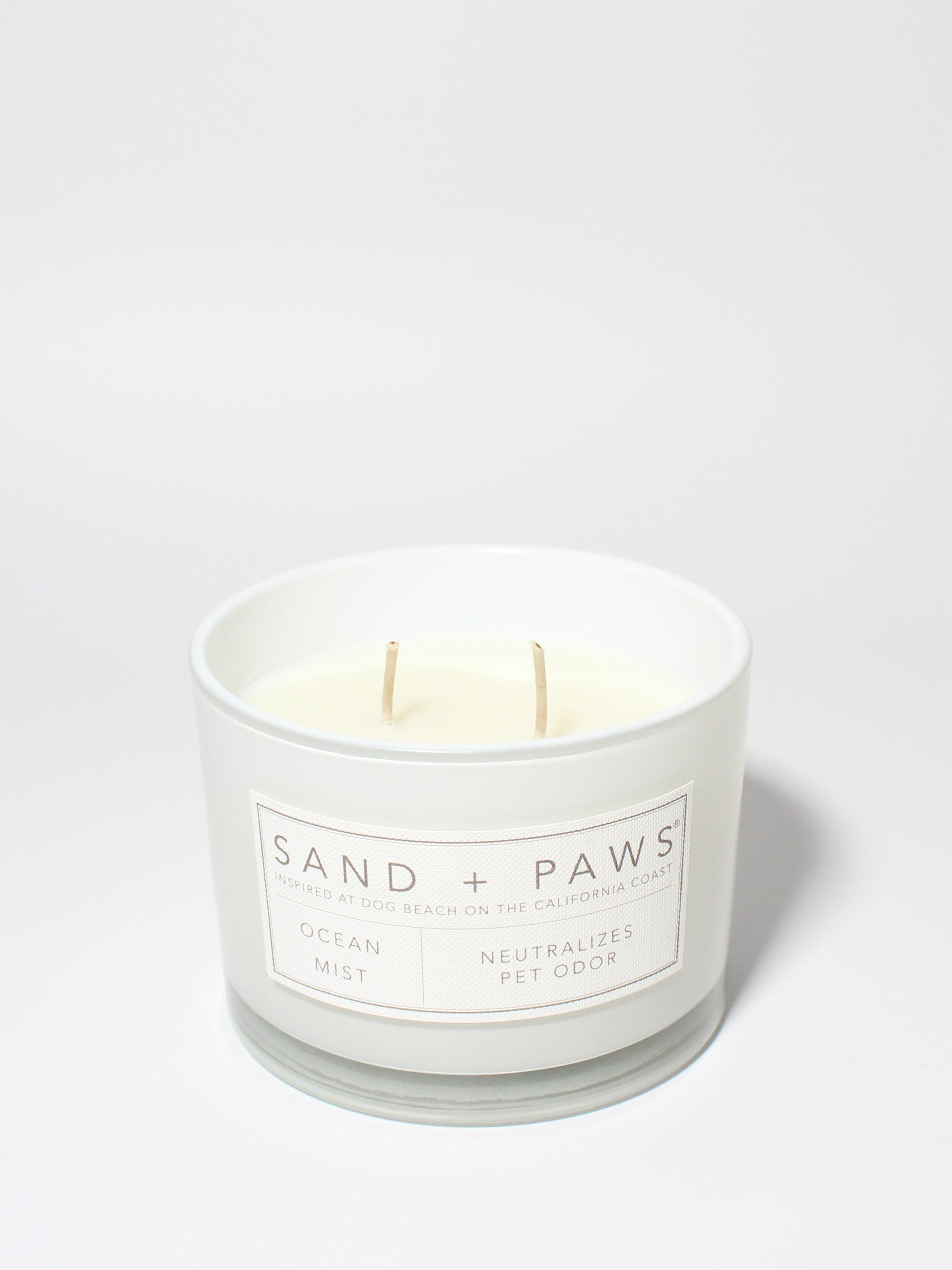 Sand + Paws Ocean Mist 12 oz scented candle - Signature Scent