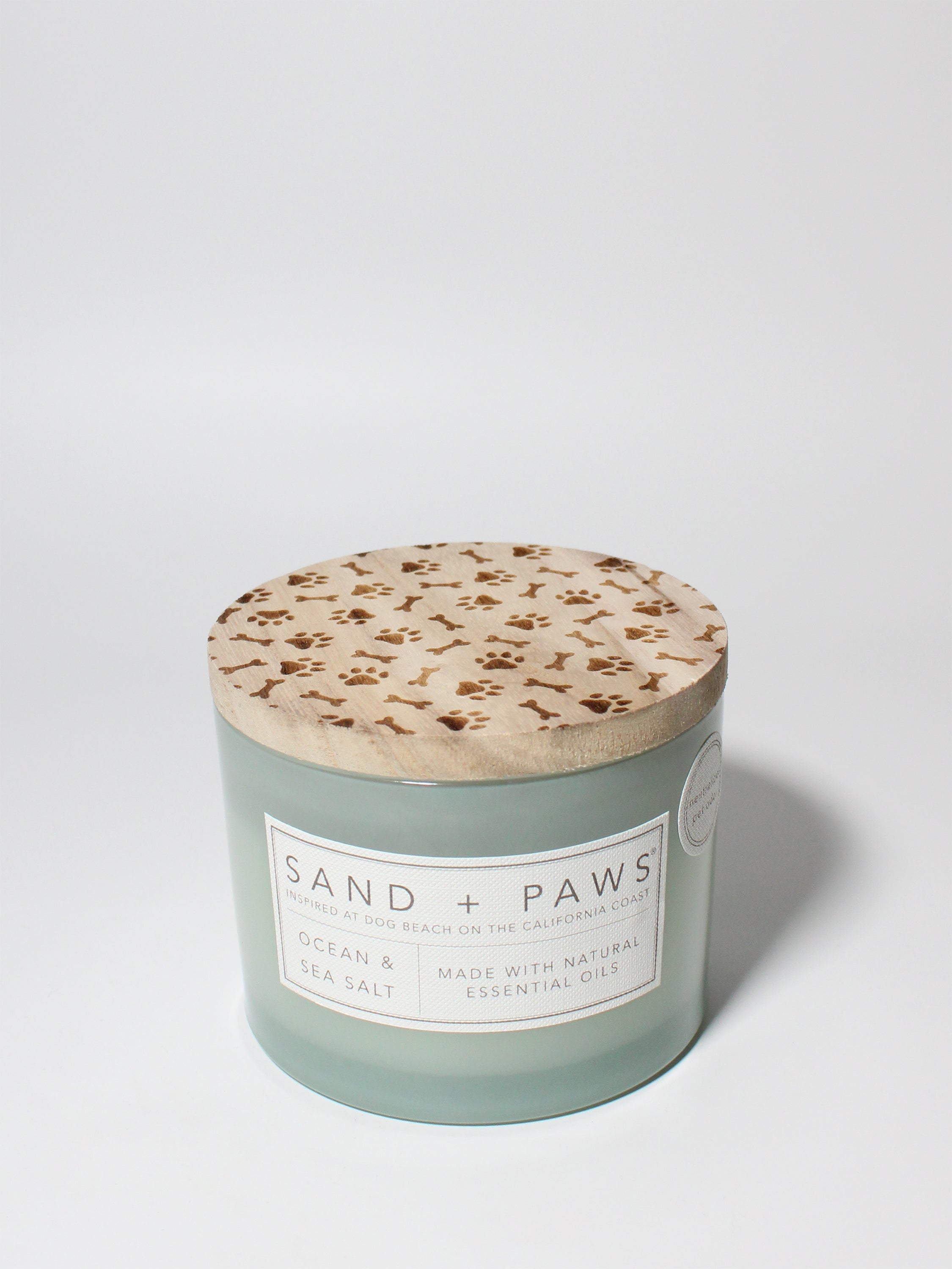 Sand + Paws Ocean & Sea Salt 12 oz scented candle - Signature Scent