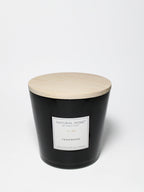 Teakwood Natural Home 31 oz scented candle - Signature Scent