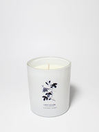 White Flowers Natural Home 11.5 oz scented candle - Signature Scent