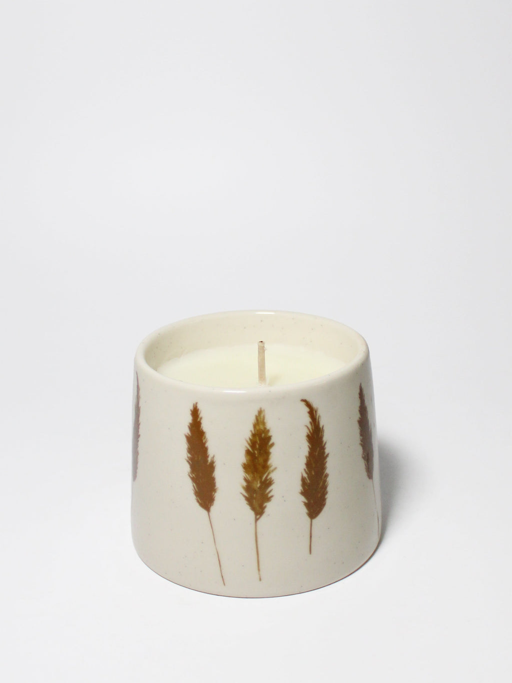 Amber & Fig Natural Home 7 oz scented candle - Signature Scent