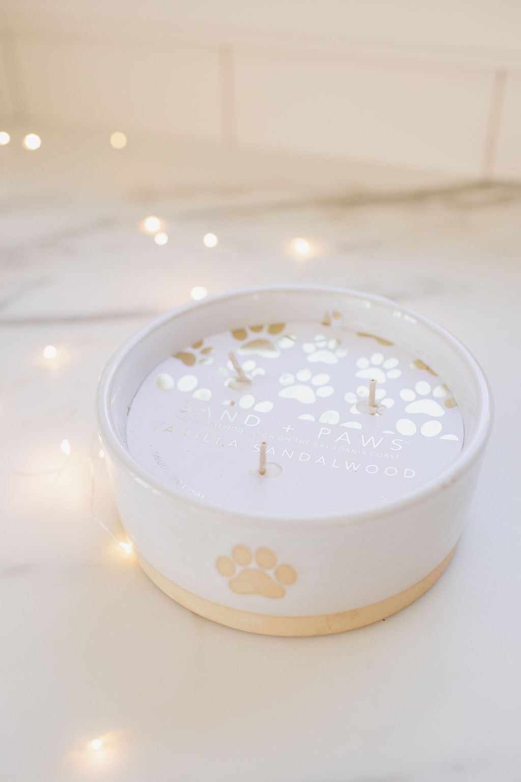 Sand + Paws Vanilla Sandalwood 12 oz scented candle - Signature Scent