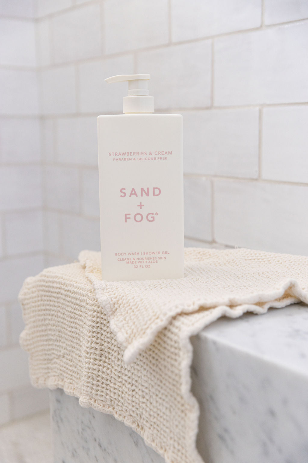 Strawberries & Cream 32 oz Body Wash - Refreshing Care