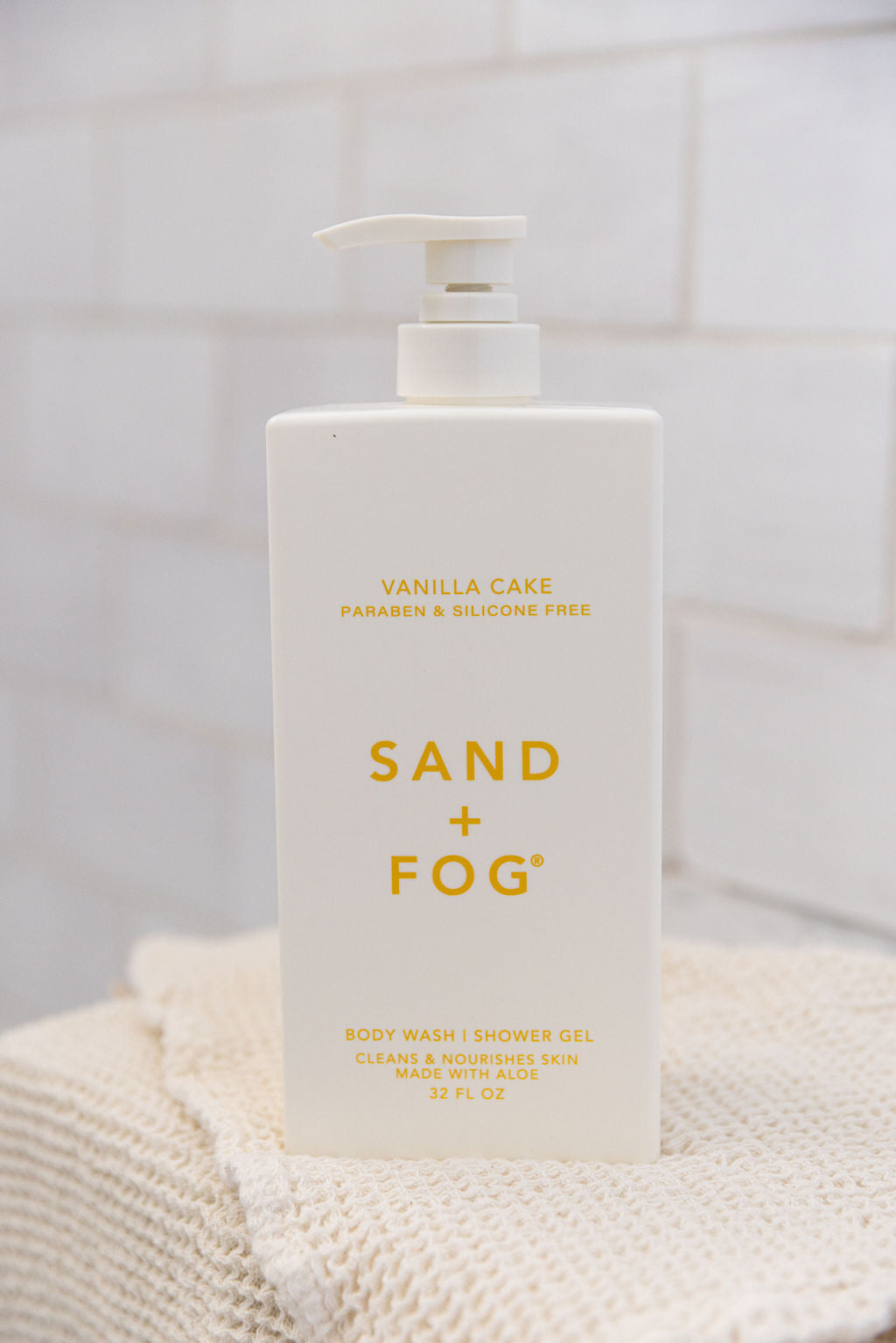 Vanilla Cake 32 oz Body Wash - Refreshing Care