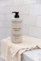 Vanilla Musk 33.8 oz oz Body Wash - Refreshing Care