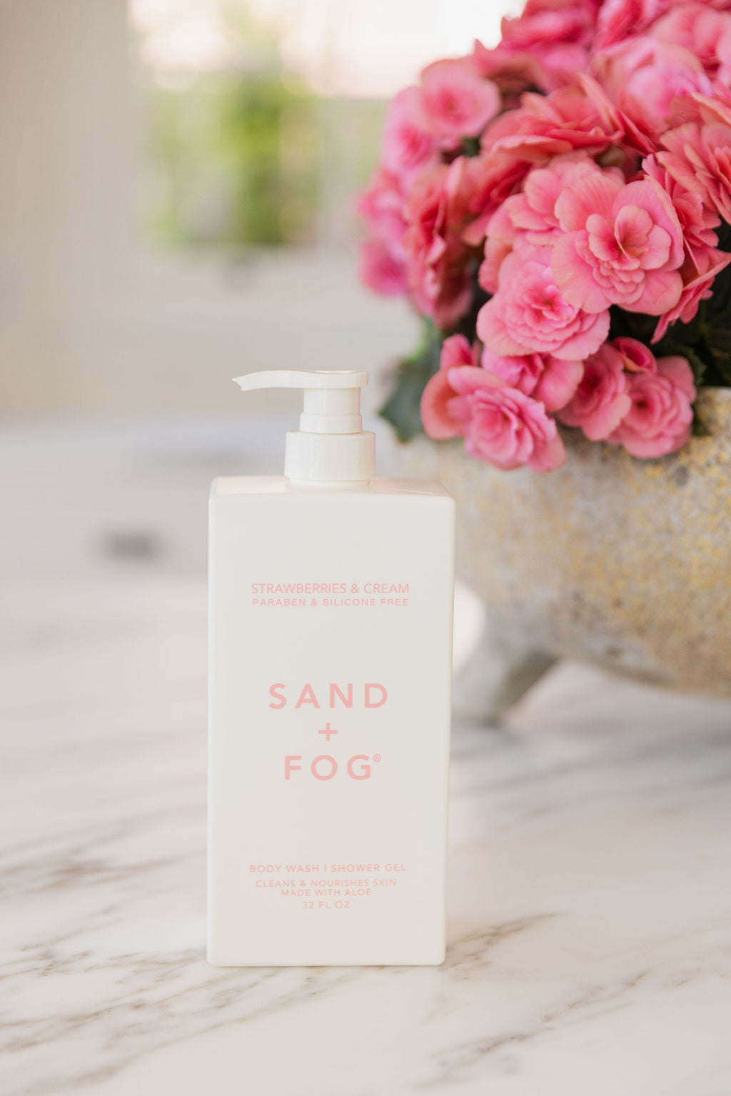 Strawberries & Cream 32 oz Body Wash - Refreshing Care