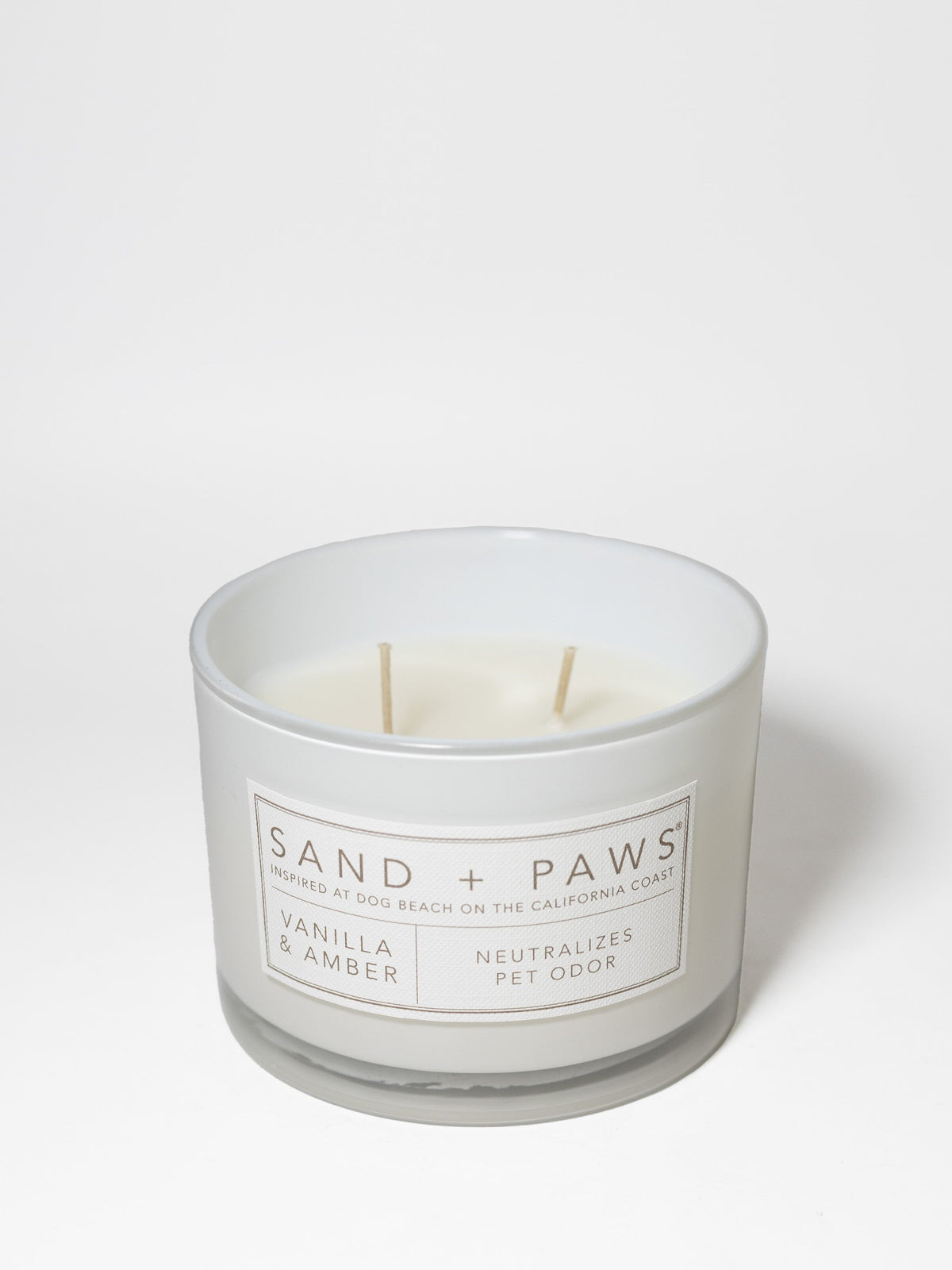 Sand + Paws Vanilla & Amber 12 oz scented candle - Signature Scent