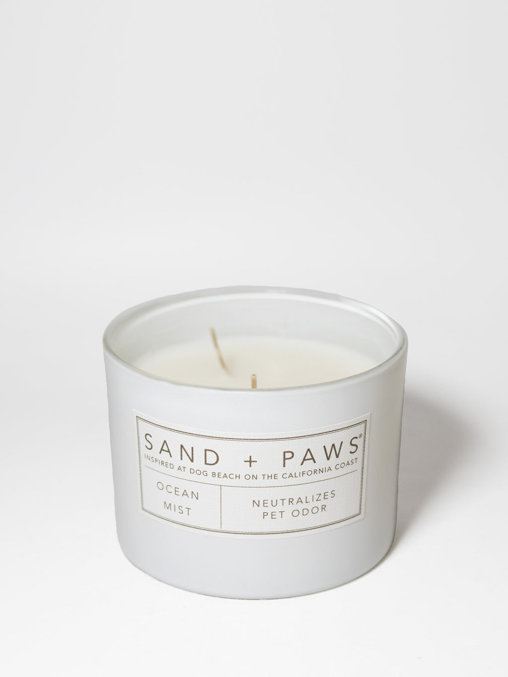 Sand + Paws Ocean Mist 12 oz scented candle - Signature Scent
