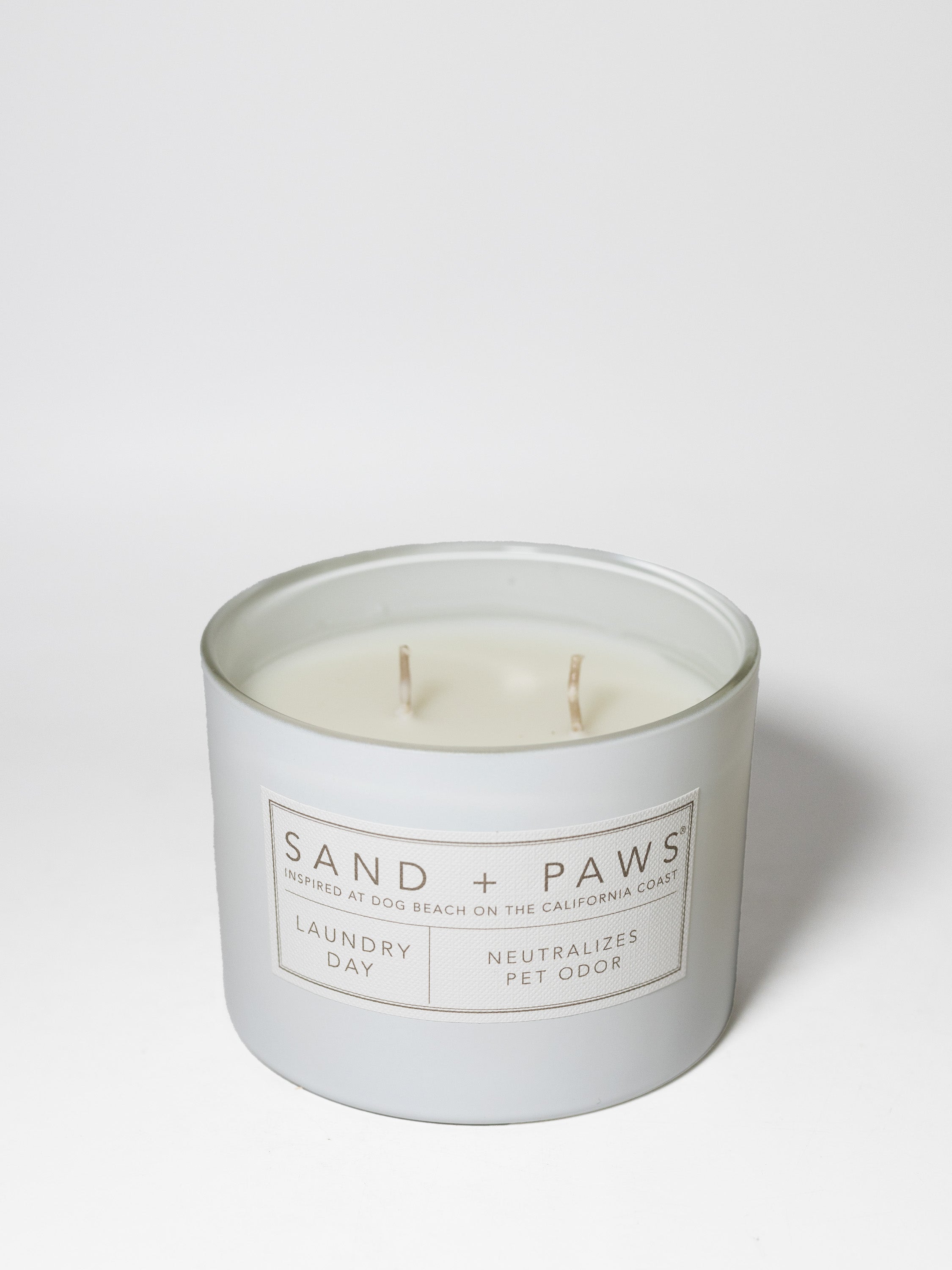 Sand + Paws Laundry Day 12 oz scented candle - Signature Scent
