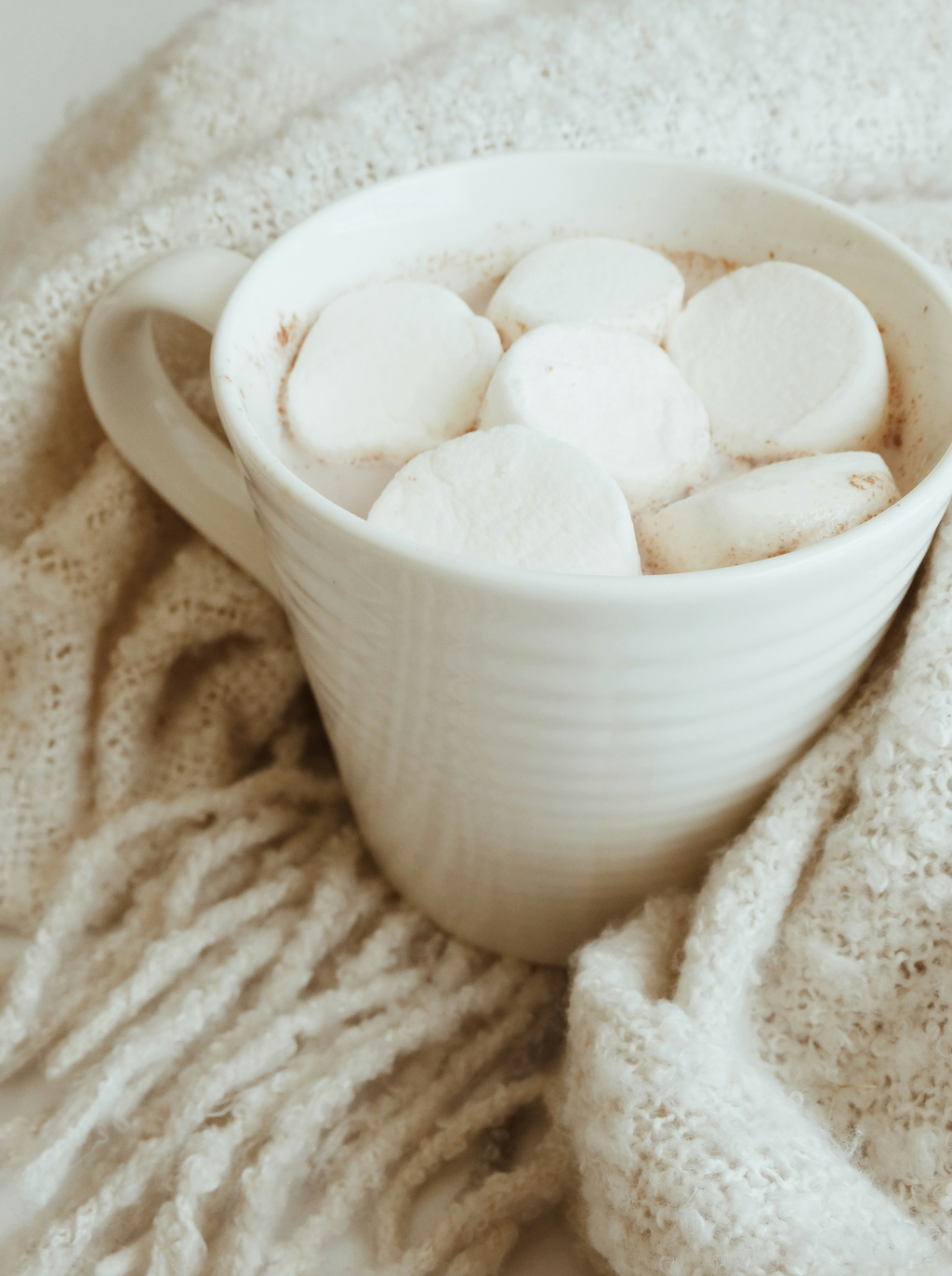 Marshmallow Skies 10 oz scented candle - Scented Candle