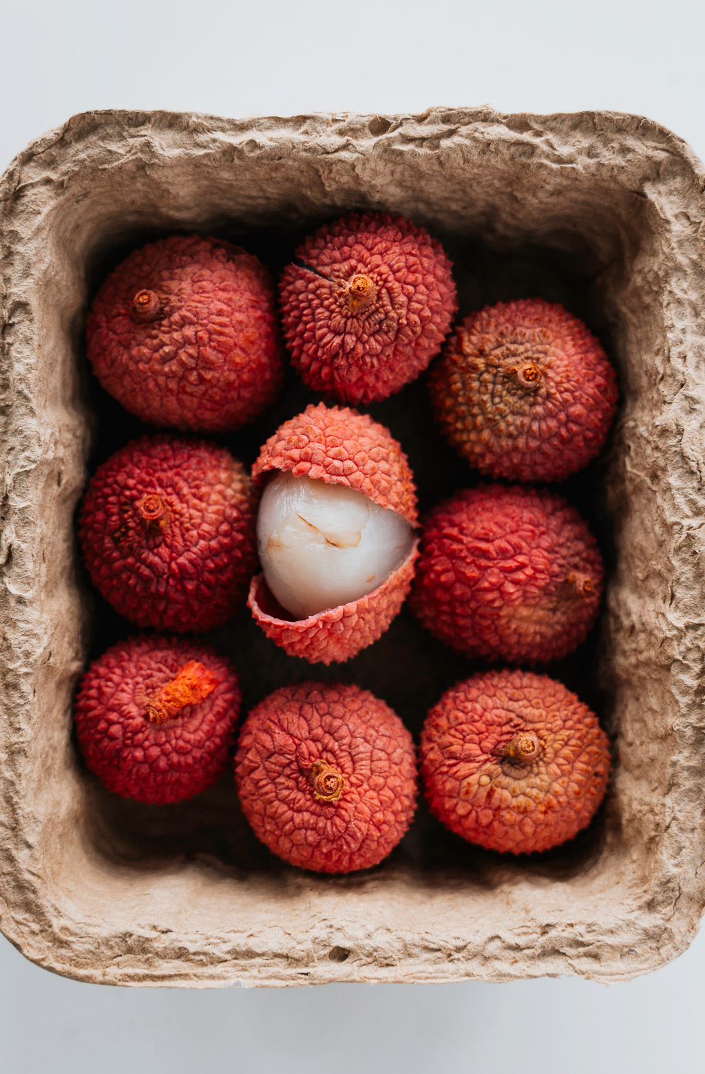 Lychee & Currant 12 oz scented candle - Scented Candle