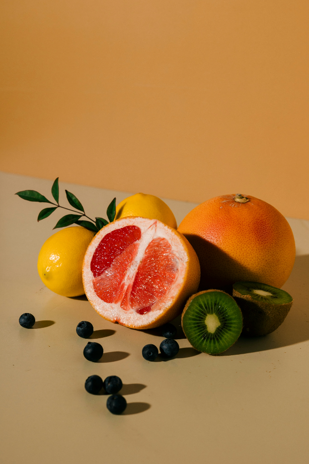 Tropical Citrus Natural Home 31 oz scented candle - Signature Scent