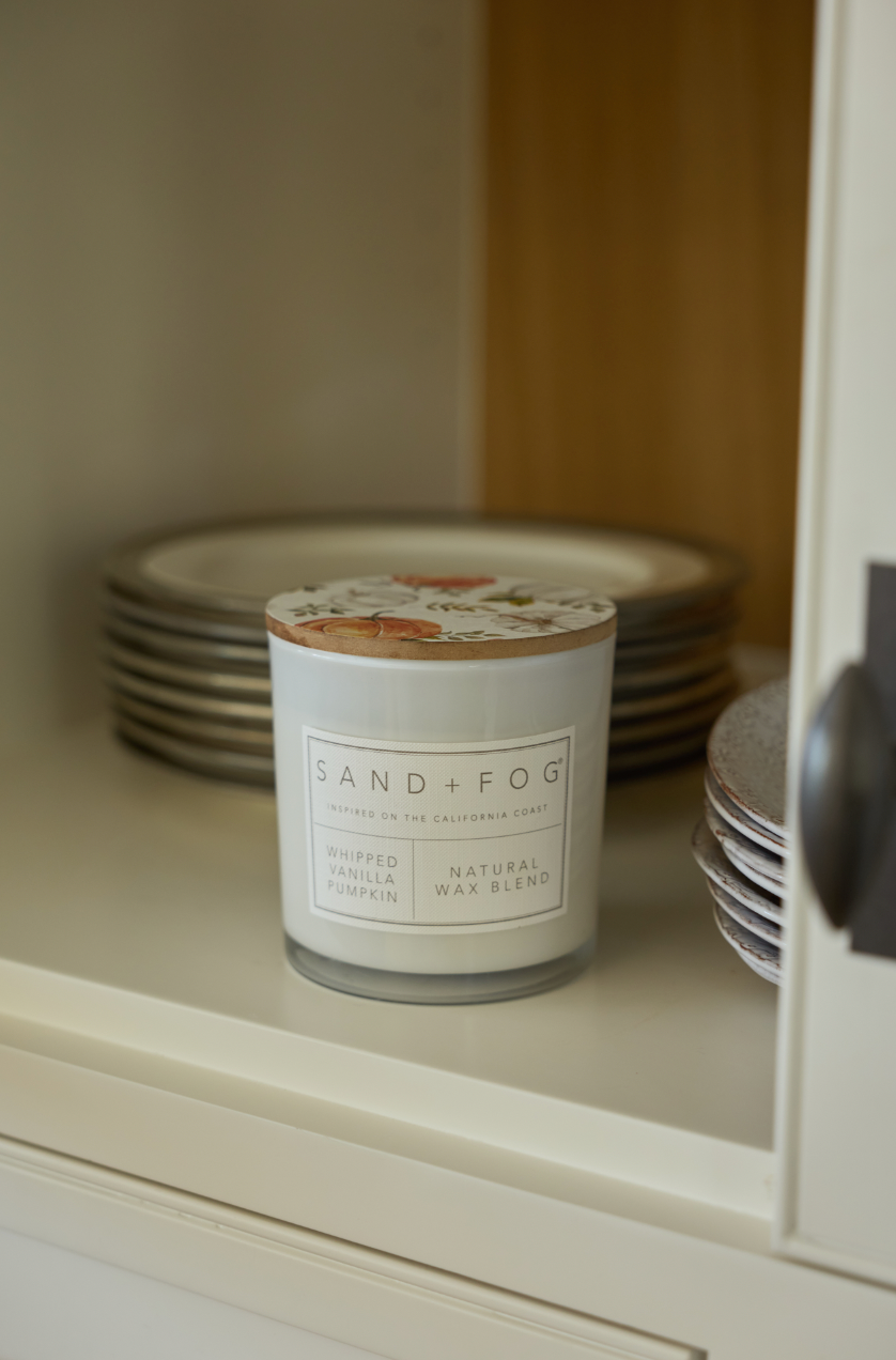 Whipped Vanilla Pumpkin 21 oz scented candle - Scented Candle