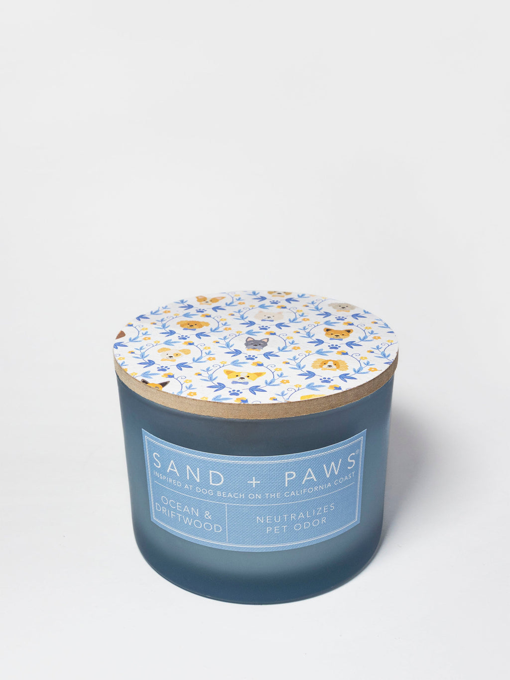 Sand + Paws Ocean & Driftwood 12 oz scented candle - Signature Scent